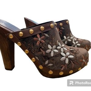 Miu Miu VELVET EMBROIDERED CLOG - EX CONDITION